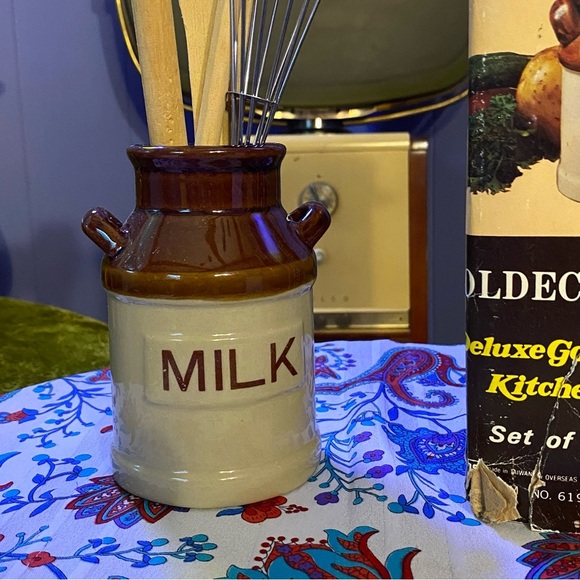 Vintage 1970s DEADSTOCK Ceramic Milk Jug Utensil Holder 7pcs Set - Picture 3 of 7